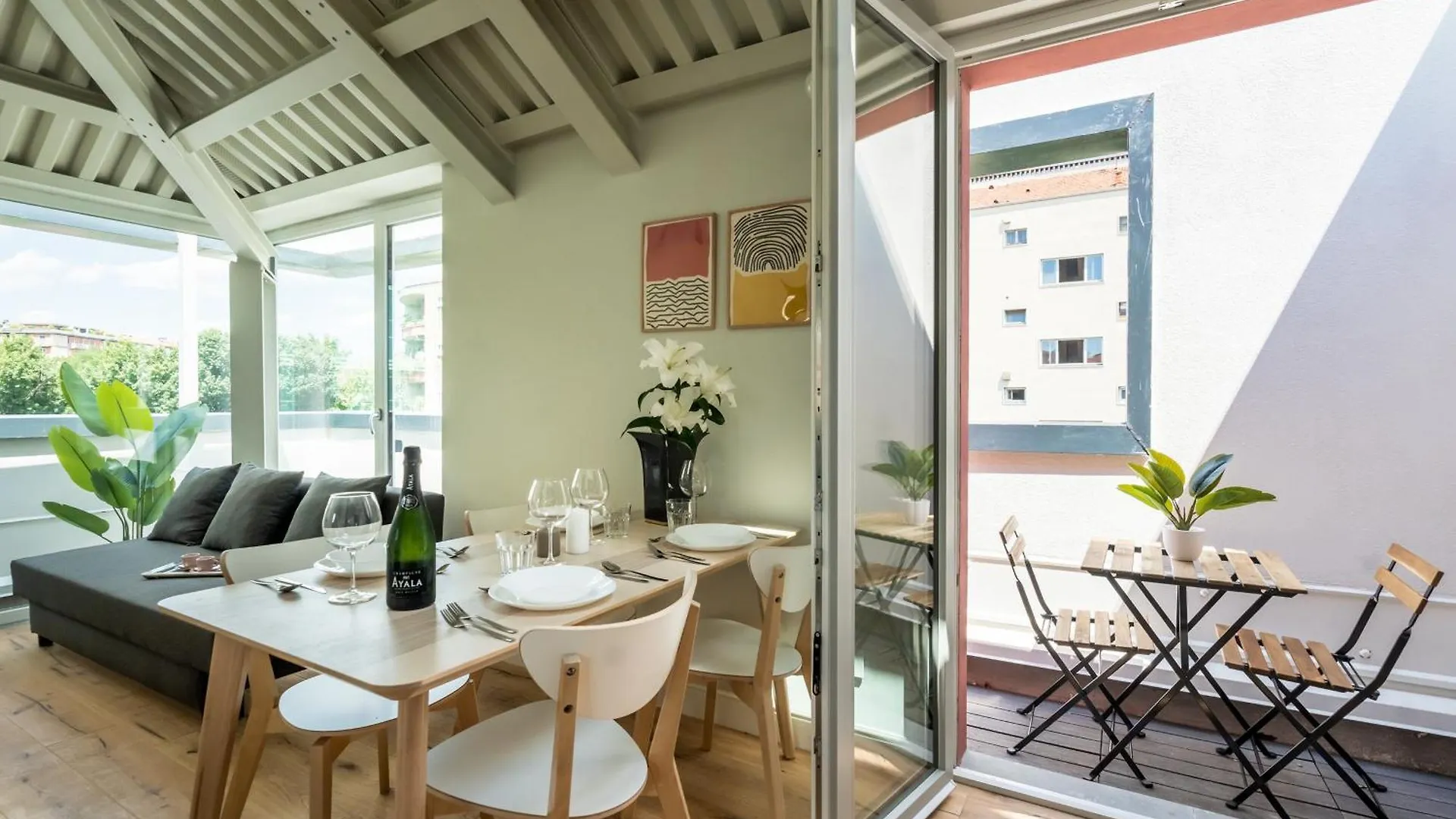 Rooftop Design Con Terrazzo - Duomo-Porta Romana Milan Apartment